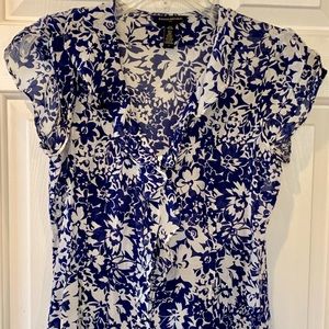 ✨Banana Republic Silk Blend Blouse